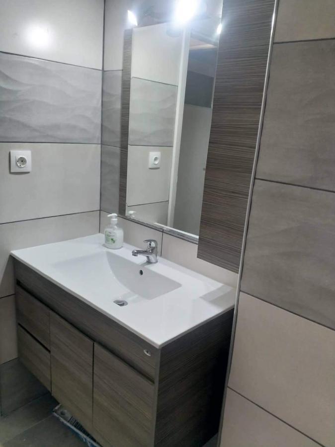 A Convenient Apartment In The Heart Of 아테네 외부 사진